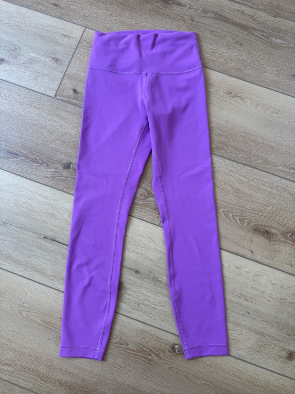 Lululemon Womens Wunder Train High-Rise Tight 25" - Picture 2 of 6